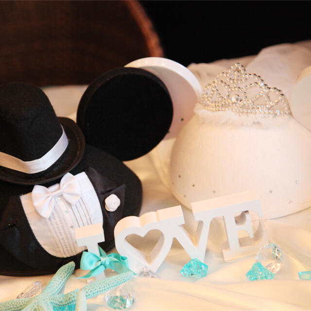 Disney - 【Disney】【人気】ミッキーミニーウェディングイヤーハット