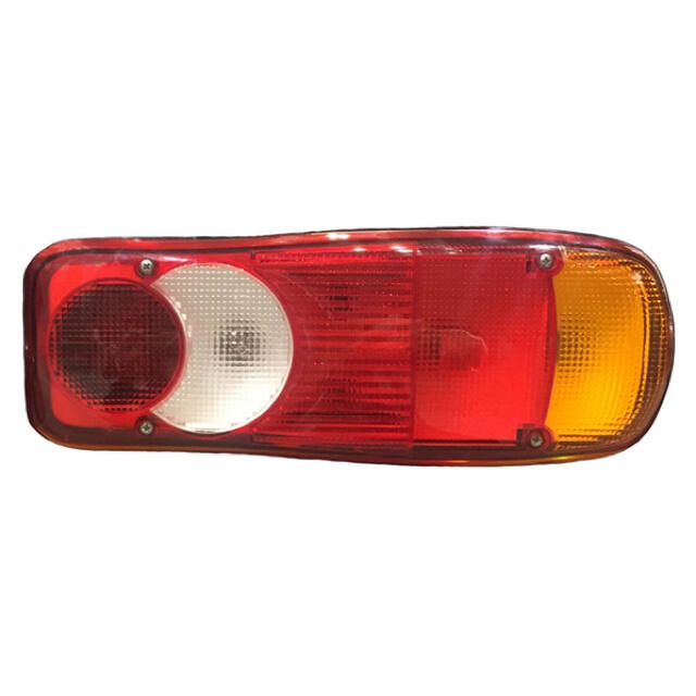 UD クオン 純正テールランプ 左右セットの通販 by kzさん's shop｜ラクマ