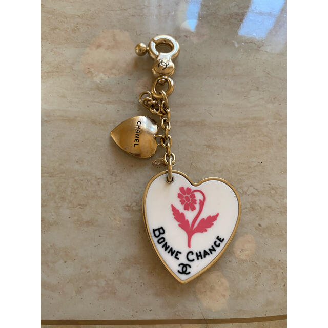 CHANEL - 正規シャネルハートキーホルダー🎀チャームの通販 by