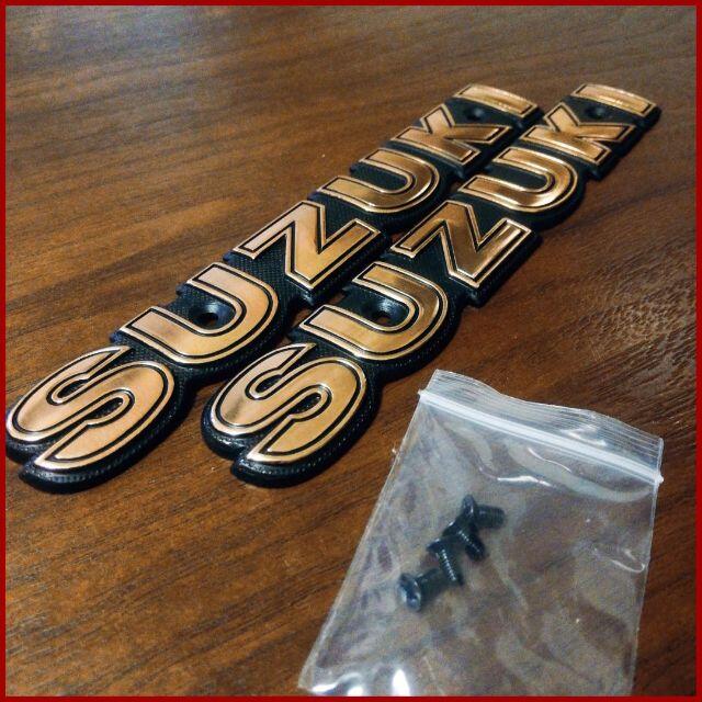✨スズキ タンク エンブレム SUZUKI ゴールド GN125等 希少黒ビス付の