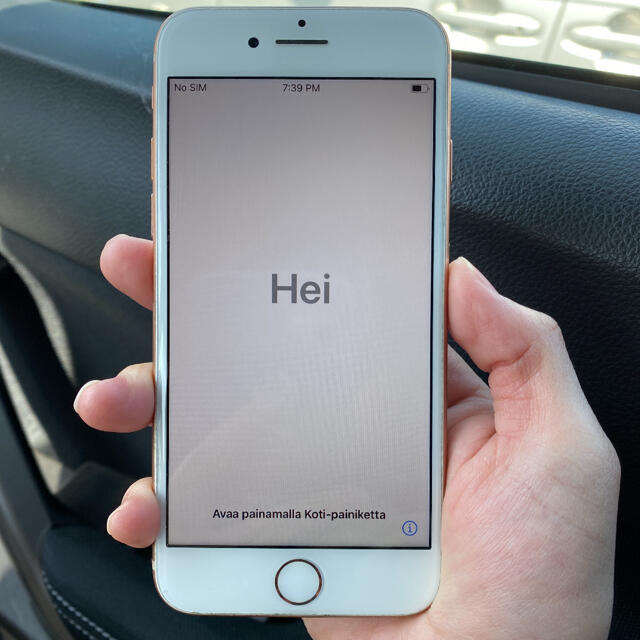 iPhone - iPhone8 64ギガ ピンクゴールド SIMフリーの通販 by みぃ's