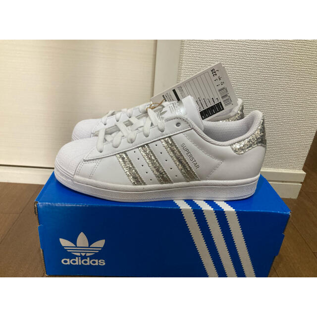 adidas - 新品 22.5cm アディダス スーパースター シルバー FZ4445の