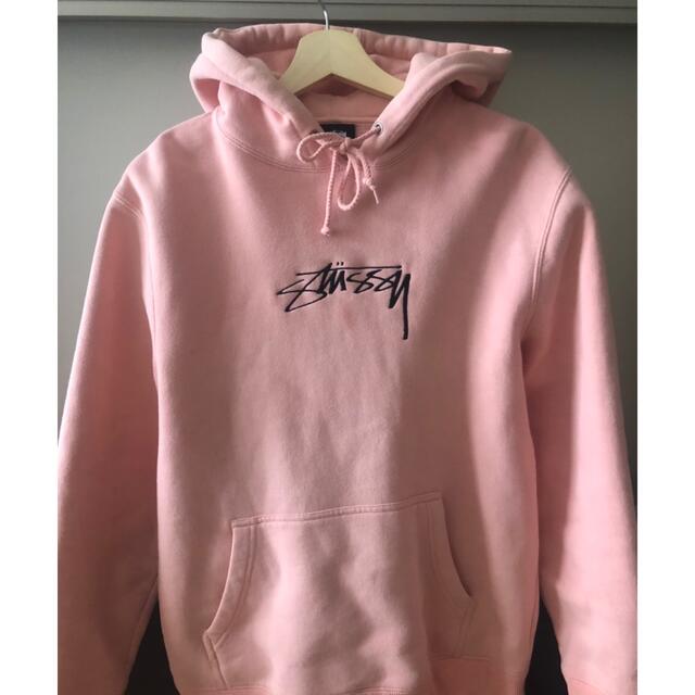 STUSSY - ☆大人気☆stussy パーカー ピンク Mの通販 by momo's shop