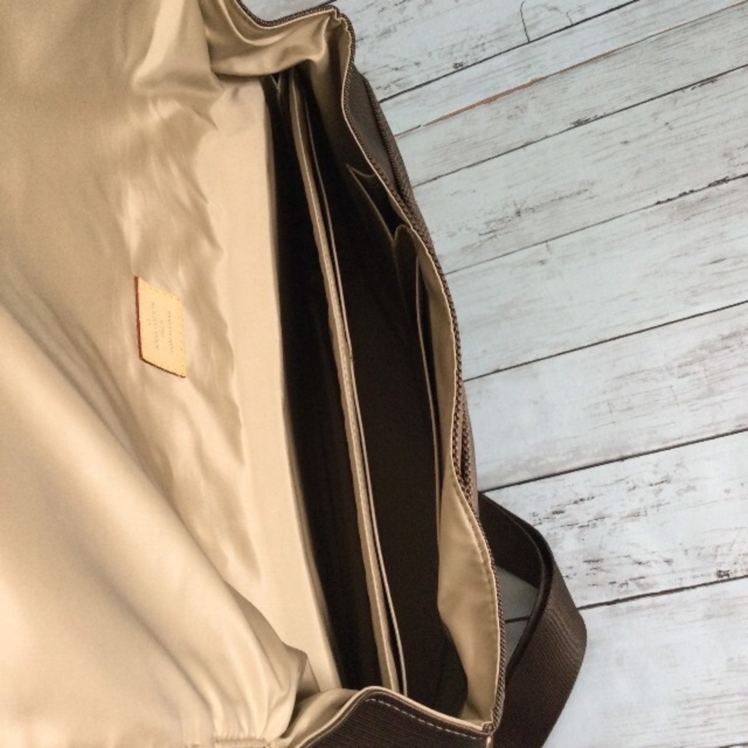 LOUIS VUITTON - 【ルイヴィトン】ジェアンメサジェの通販 by お値段