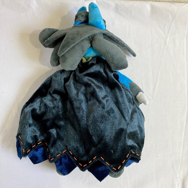 ハロウィンルカリオぬいぐるみ ポケモンユナイトの通販 by くりーむ's