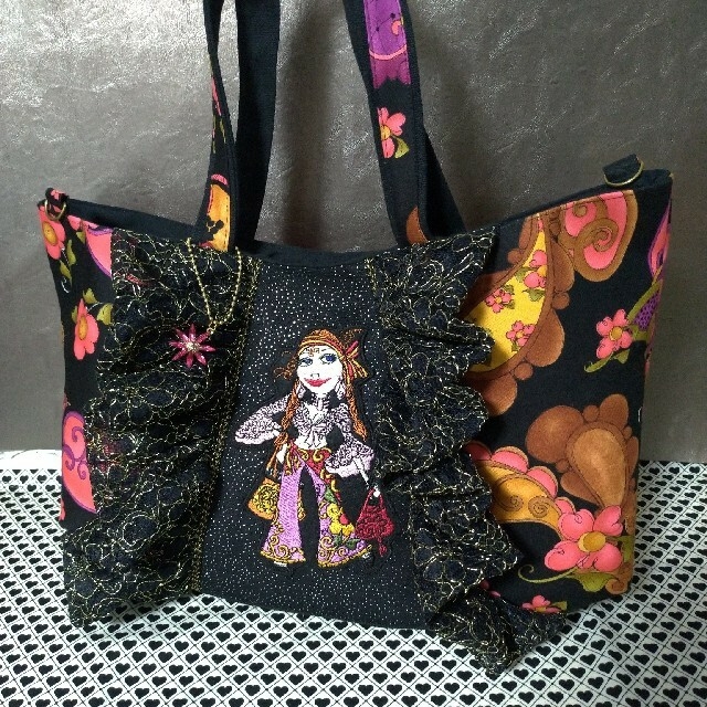 刺繍〛ロラライハリス ハンドメイド フリルバッグの通販 by *Eri*｜ラクマ