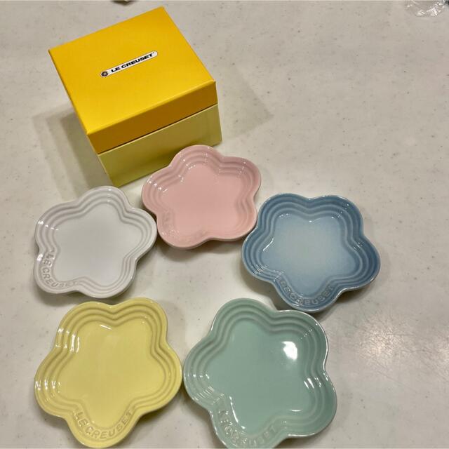 LE CREUSET - ル・クルーゼ フラワープレート ミニ 5枚セット 新品未