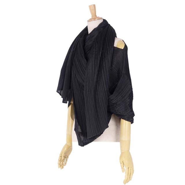ISSEY MIYAKE - プリーツプリーズ イッセイミヤケ ポンチョ プリーツ