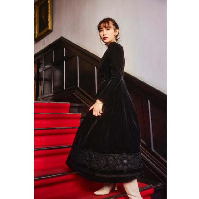 Her lip to - Embroidered Velour Midi Dressの通販 by 32shop
