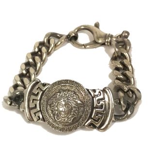 VERSACE（ブレスレット/バングル）のフリマアイテム一覧