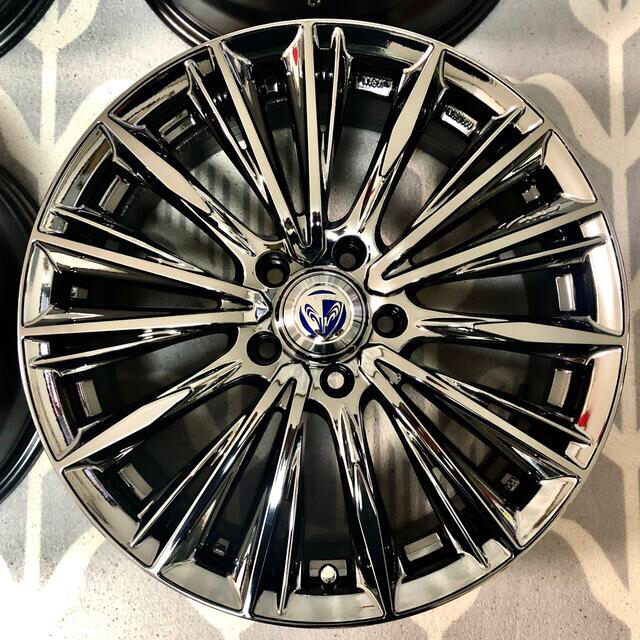 18インチ RAYS VERSUS VOUGE レイズ ヴォウジェ 超美品の通販 by