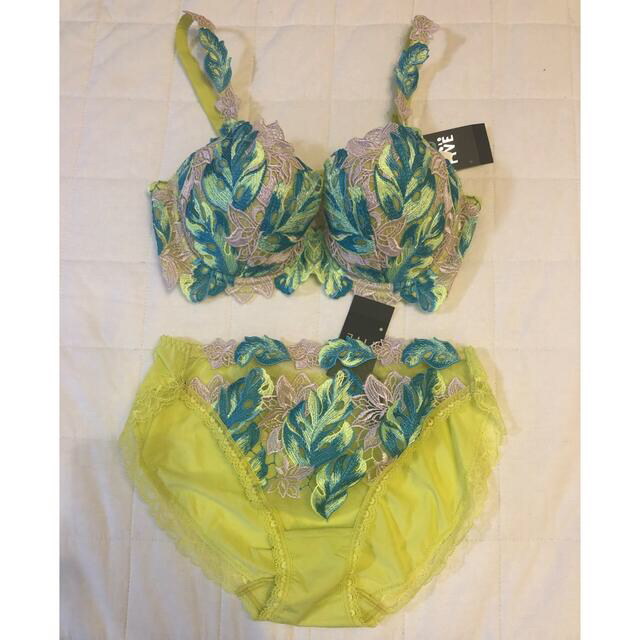 Wacoal - 新品 ワコール スタディオファイブ ブラジャー E65 ショーツM