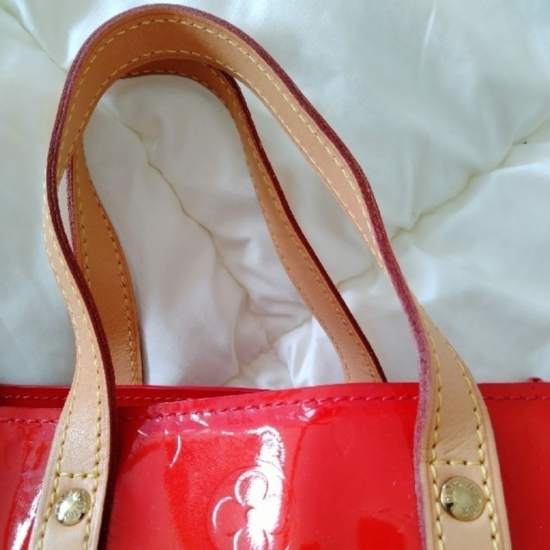 LOUIS VUITTON - ルイ・ヴィトン LV 赤 ヴェルニ リードpm レッドの