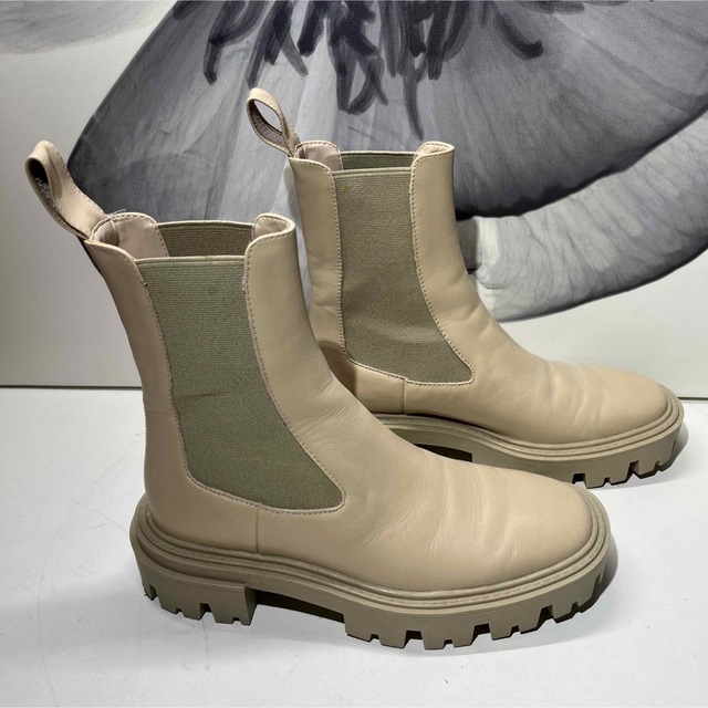 ZARA - ZARA ザラ レザー フラット アンクルブーツ サイドゴアブーツの