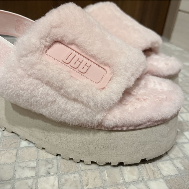 UGG - Ugg ファーサンダル ピンクの通販 by ココア's shop｜アグならラクマ