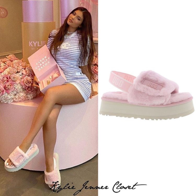 UGG - Ugg ファーサンダル ピンクの通販 by ココア's shop｜アグならラクマ