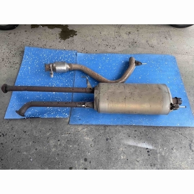 トヨタ タンドラ 純正マフラーの通販 by katsu's shop｜ラクマ