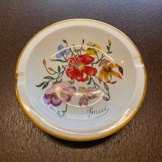 GUCCI（灰皿）のフリマアイテム一覧