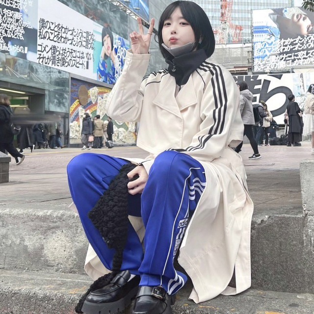 adidas - アディダス adidasトレンチコート あのちゃんの通販 by いる