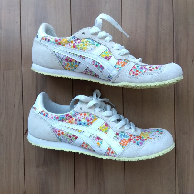 Onitsuka Tiger - オニツカタイガー セラーノ スニーカー 25cm 花柄の