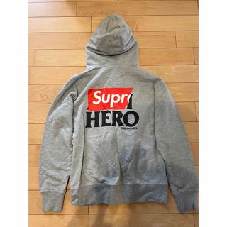 Supreme（パーカー）のフリマアイテム一覧
