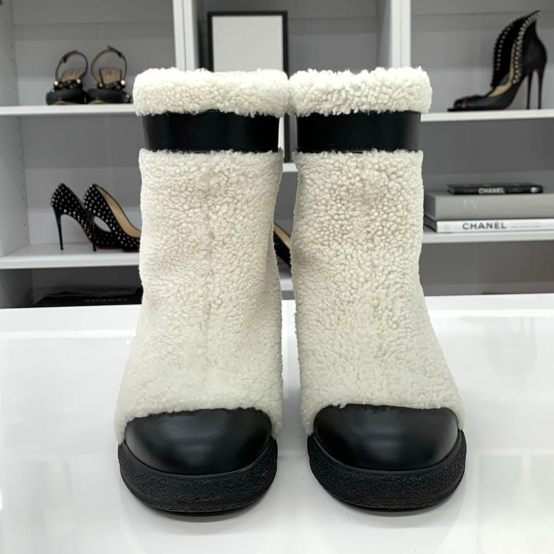 CHANEL - 6551 シャネル レザー ムートン ボア ココマーク ロゴ