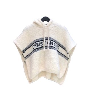 Christian Dior（ポンチョ）のフリマアイテム一覧