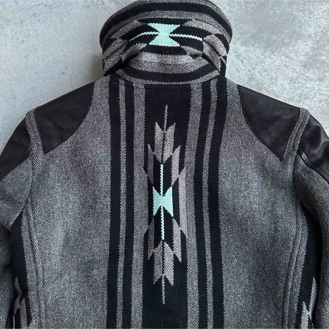 AYUITE - Ayuite ハイネック スタジャン 黒 チマヨ オルテガ