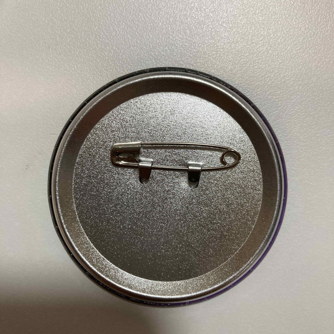 いれいす 初兎 缶バッジ ランダム 第9弾 初兎君 DOG BOYの通販 by ぐら