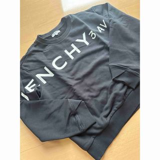 GIVENCHY（トレーナー/スウェット）のフリマアイテム一覧
