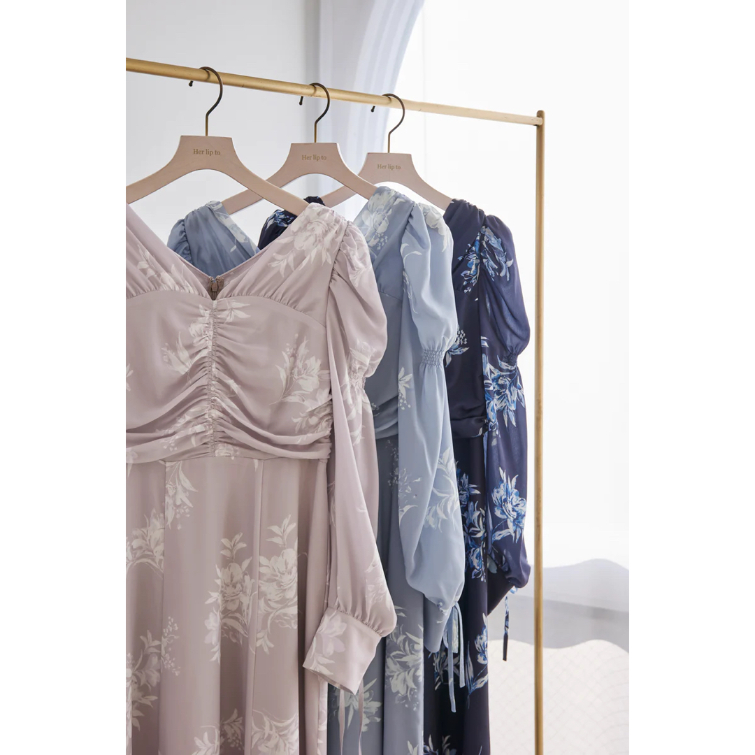 Her lip to - 完売【新品】New Year Essential Floral Dress Sの通販