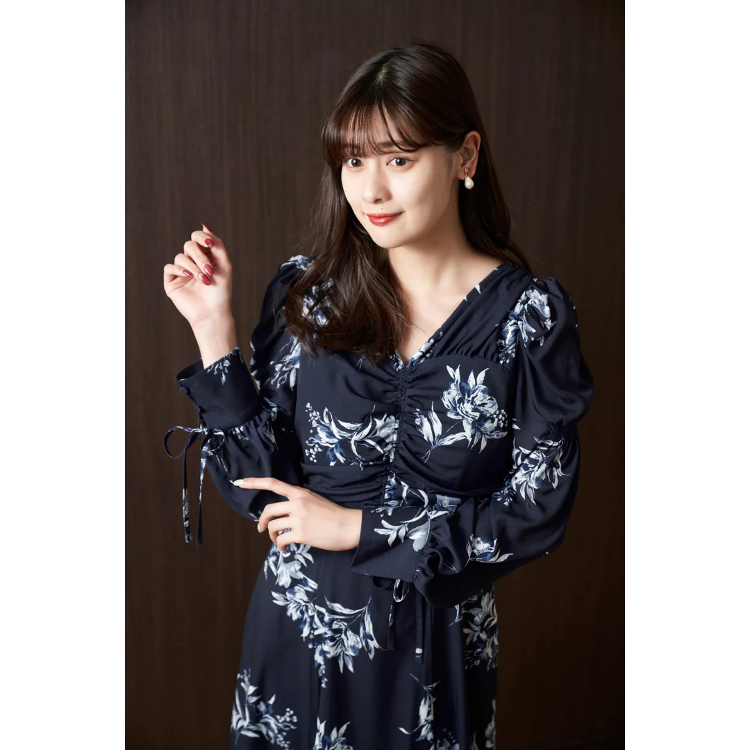 Her lip to - 完売【新品】New Year Essential Floral Dress Sの通販