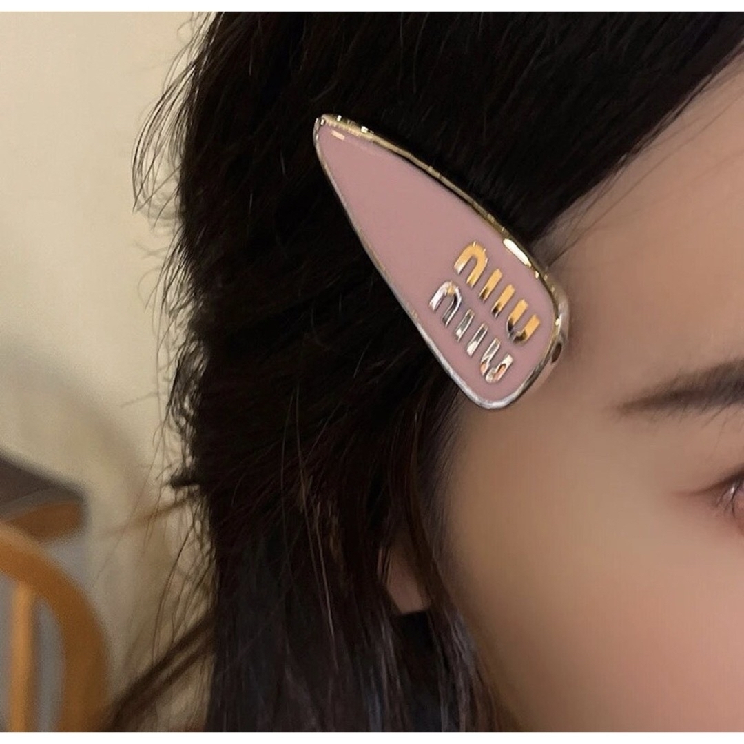 MIU MIU - 新品未使用！miumiuヘアピン♡ピンク♡ヘアクリップ♡ミュウ