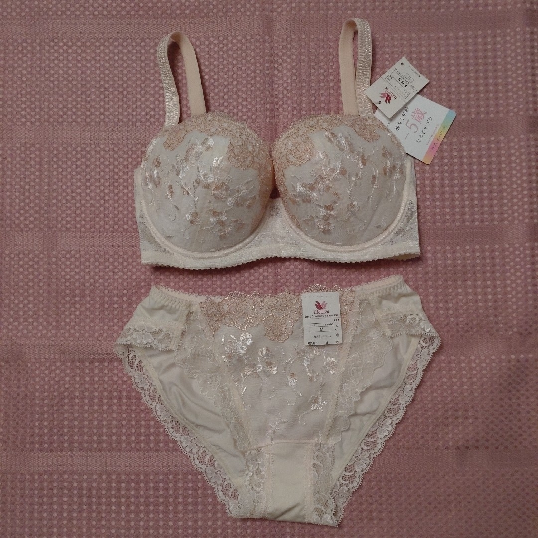 Wacoal - ワコール ブラ ブラジャー F65 ショーツ M セットの通販 by