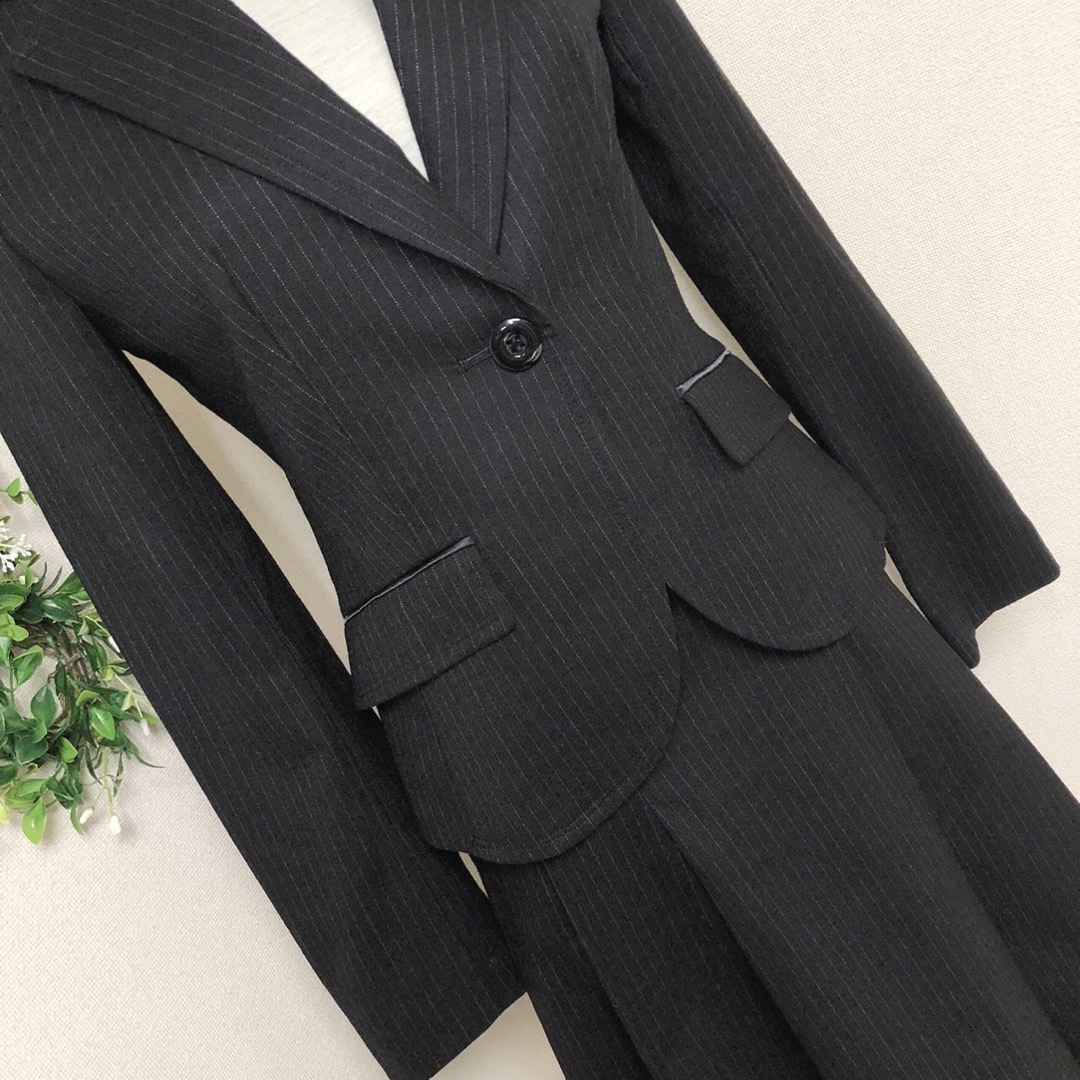 kumikyoku（組曲） - 組曲のダークグレーのスーツセットアップ