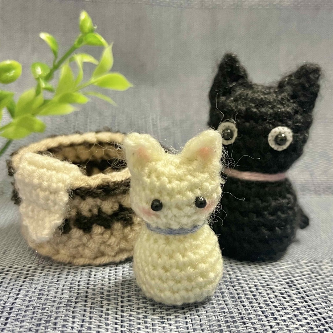 黒ネコ 白ネコ お風呂 あみぐるみ ミニチュア 3点セットの通販 by