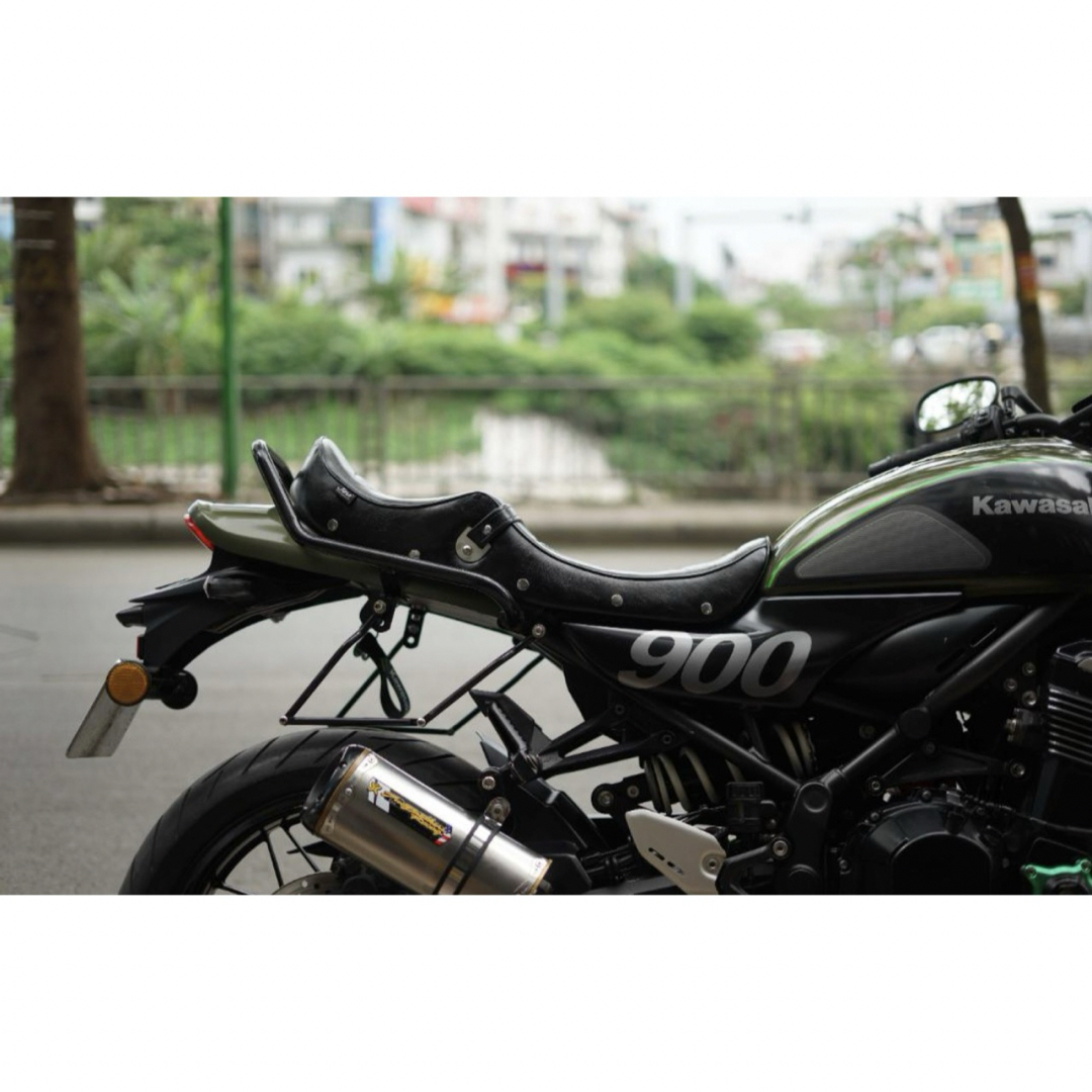 セール カワサキ z900rs シート タックロールシート TYPE 1 新品の通販