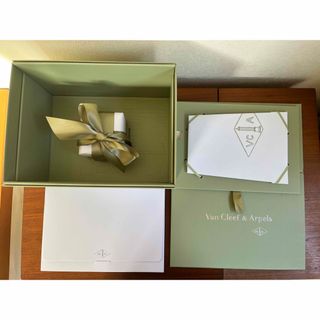 Van Cleef & Arpels（ショップ袋）のフリマアイテム一覧