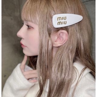 MIU MIU - miumiu ロゴ ヘアクリップ ミュウミュウ バレッタの通販 by