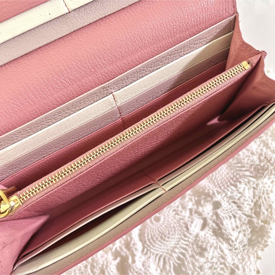 MIU MIU - miumiuミュウミュウ マドラスピンク長財布 ※箱、ショップ