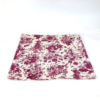 GUCCI（クッション）のフリマアイテム一覧