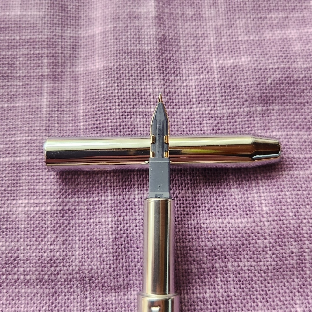 PILOT - パイロット キャップレス デシモ メタリックソフトグリーン