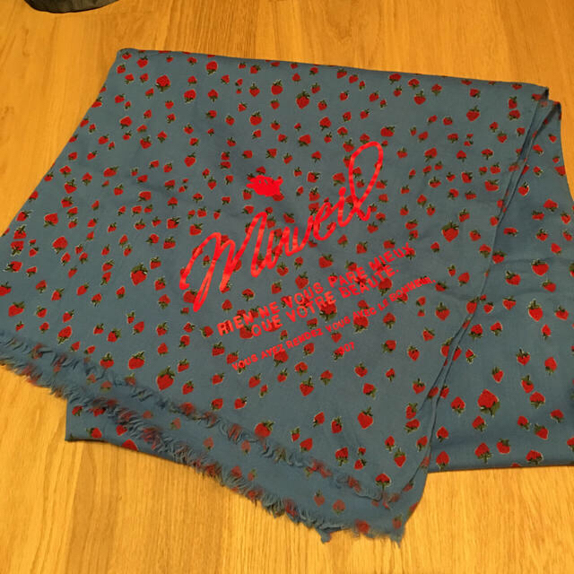 MUVEIL WORK - ミュベール いちご柄ストールの通販 by fuu's shop