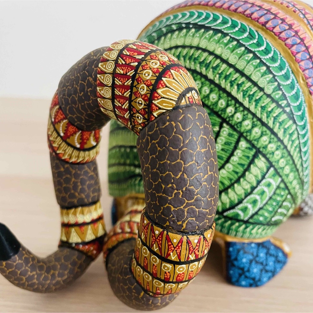 メキシコ雑貨 アレブリヘス アレブリヘ アリクイ アルマジロの通販 by