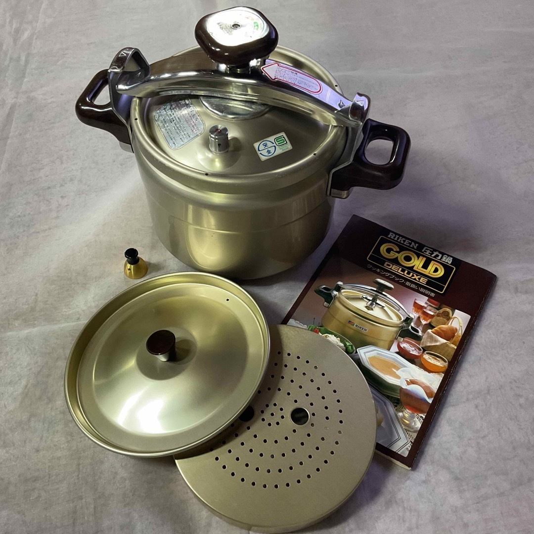 理研 RIKEN 圧力鍋 RG2-60 ゴールドデラックス 6リットルの通販 by