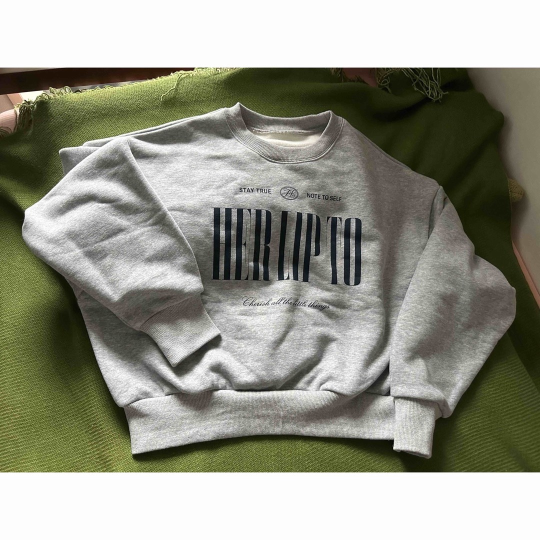 Her lip to - 新品】Herlipto Cherish Oversized Sweatshirtの通販 by