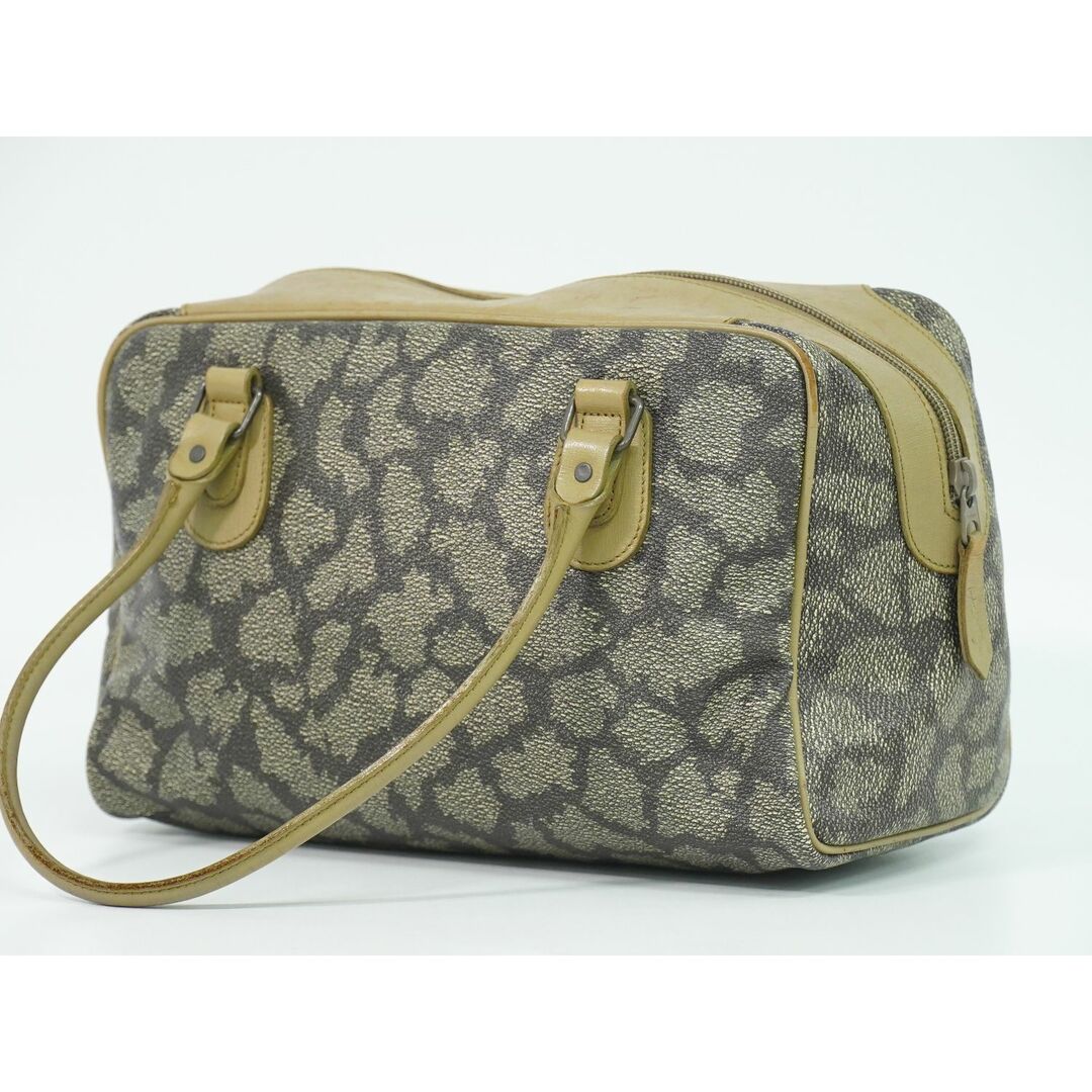 Yves Saint Laurent Beaute - 本物 イヴ サンローラン YVES SAINT