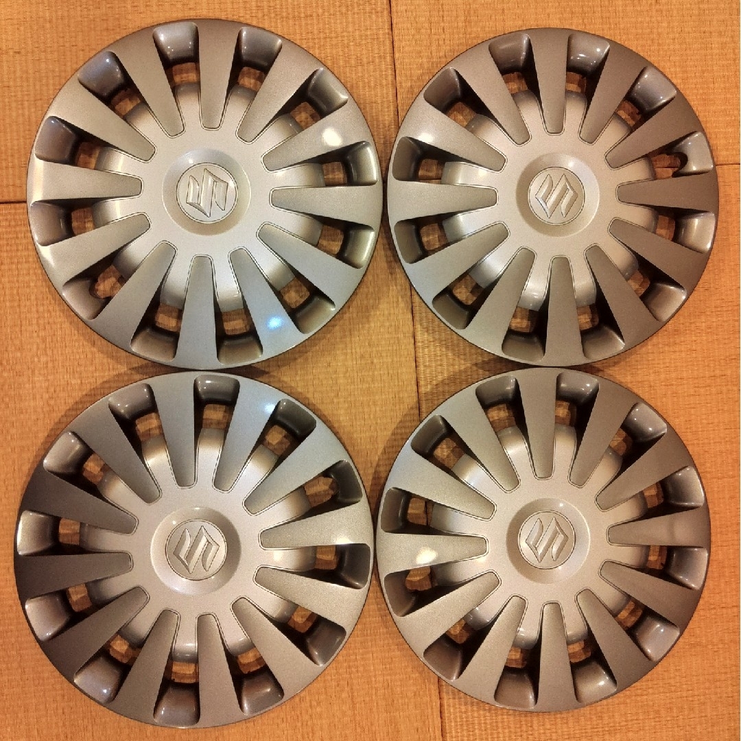 スズキ - スズキ ワゴンRスマイル 14インチ純正ホイールカバー 4枚