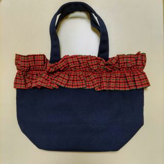 familiar（フリル ・ トートバッグ）のフリマアイテム一覧