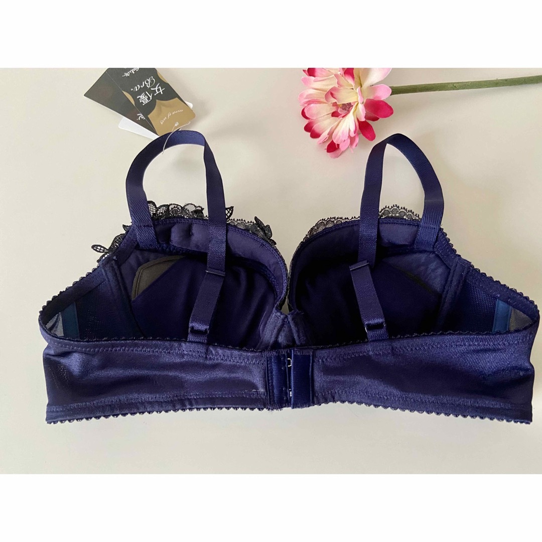 Wacoal - サルート 16ストラスブール 女優ブラ C70 ソングM KO 完売の